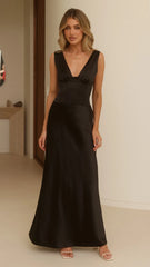 Ana Maxi Dress - Black
